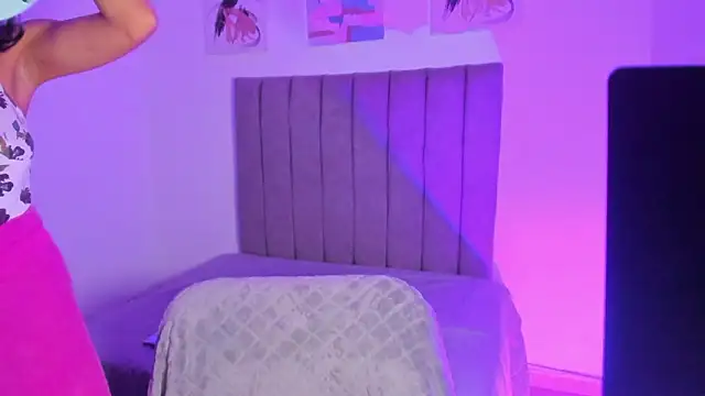 sarah  bigboobs online show from 18, 1, 2026