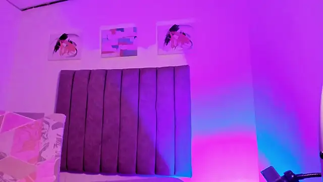 sarah  bigboobs online show from 11, 1, 2026