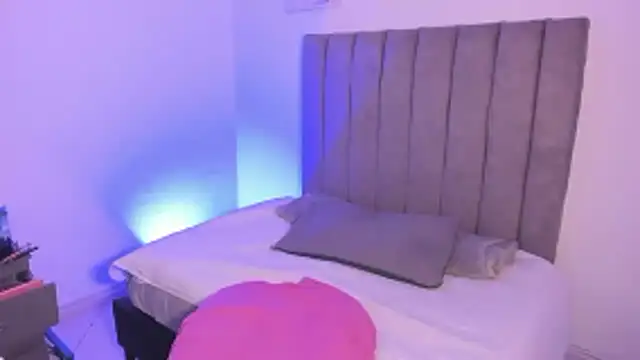 sarah  bigboobs online show from 24, 10, 2025