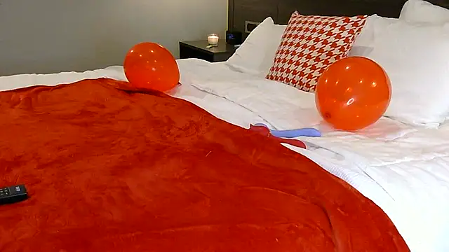 Sexyhottpunani online show from 13, 12, 2025