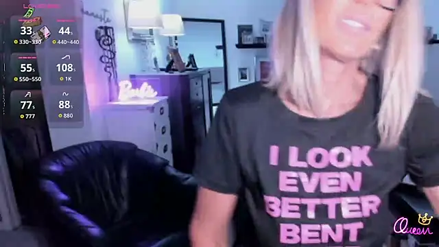 VelvetBarbie online show from 26, 4, 2026
