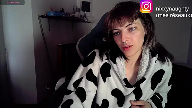 Nixxy naughty online show from 4, 1, 2025