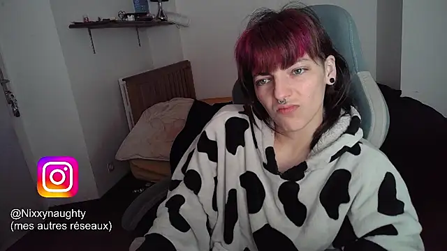 Nixxy naughty online show from 17, 3, 2025