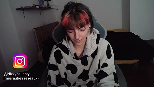 Nixxy naughty online show from 12, 3, 2025