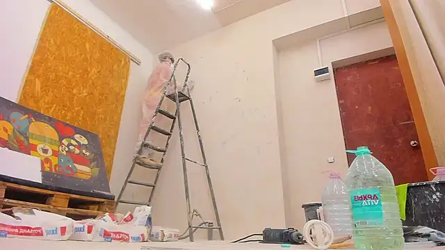 YourSuperModel online show from 7, 3, 2025