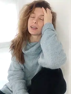 YourSuperModel online show from 26, 9, 2025