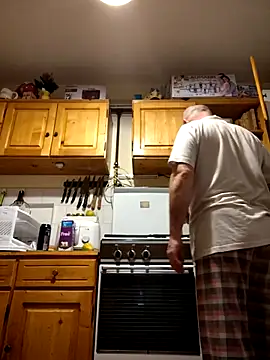 intx800 online show from 28, 2, 2025