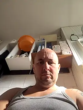 intx800 online show from 26, 10, 2025