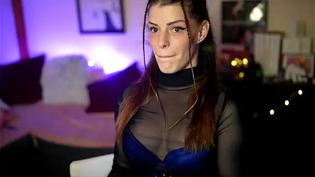 Bellis Perenis online show from 9, 11, 2025