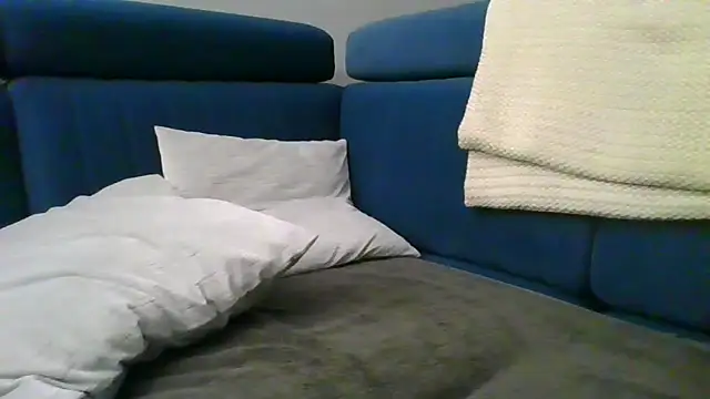 axecoman60 online show from 4, 3, 2025