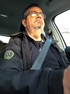 Snapshot of axecoman60 chatting on 18, 1, 2026 axecoman60 online show from 18, 1, 2026