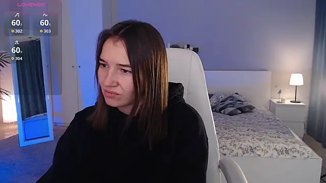 Bellla Haddid online show from 26, 9, 2025