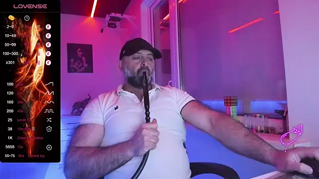 Snapshot of MAGABEAR077 chatting on 23, 4, 2026 MAGABEAR077 online show from 23, 4, 2026