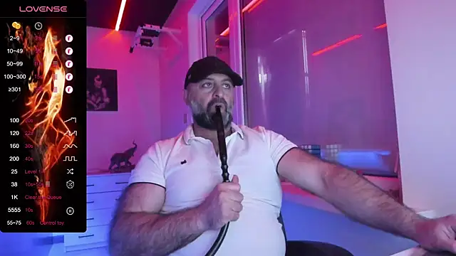 Snapshot of MAGABEAR077 chatting on 29, 5, 2026 MAGABEAR077 online show from 29, 5, 2026