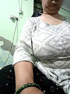 Kavya kapoor online show from 15, 1, 2026