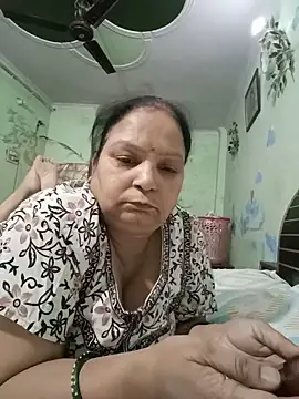 Snapshot of Kavya_kapoor chatting on 9, 6, 2026 Kavya kapoor online show from 9, 6, 2026