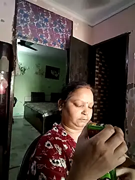 Kavya kapoor online show from 19, 4, 2026