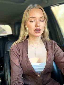 Snapshot of Devill_Angel_ chatting on 17, 10, 2025 Devill Angel online show from 17, 10, 2025