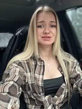 Snapshot of Devill_Angel_ chatting on 9, 11, 2025 Devill Angel online show from 9, 11, 2025