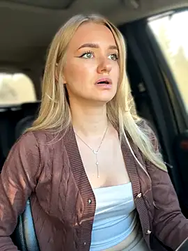 Snapshot of Devill_Angel_ chatting on 9, 10, 2025 Devill Angel online show from 9, 10, 2025