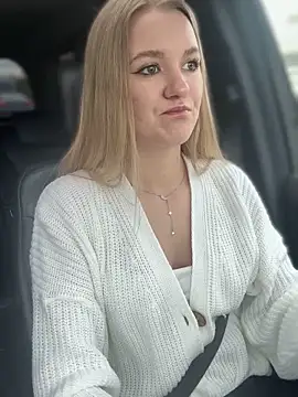 Snapshot of Devill_Angel_ chatting on 10, 3, 2025 Devill Angel online show from 10, 3, 2025