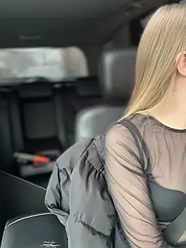 Snapshot of Devill_Angel_ chatting on 4, 3, 2025 Devill Angel online show from 4, 3, 2025