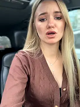 Snapshot of Devill_Angel_ chatting on 11, 10, 2025 Devill Angel online show from 11, 10, 2025