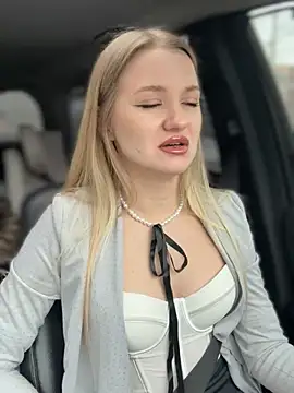 Snapshot of Devill_Angel_ chatting on 2, 3, 2025 Devill Angel online show from 2, 3, 2025