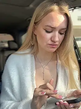 Snapshot of Devill_Angel_ chatting on 18, 10, 2025 Devill Angel online show from 18, 10, 2025