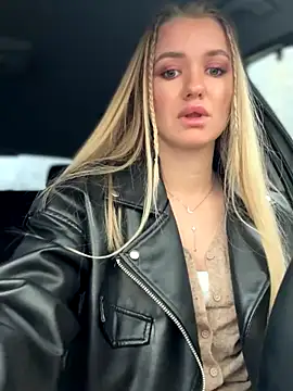 Snapshot of Devill_Angel_ chatting on 1, 11, 2025 Devill Angel online show from 1, 11, 2025