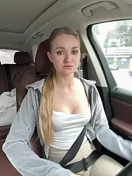 Snapshot of Devill_Angel_ chatting on 28, 2, 2025 Devill Angel online show from 28, 2, 2025