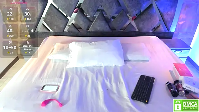 Rose Evans   online show from 6, 11, 2025