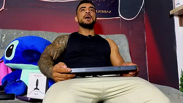 Snapshot of ERIC_HARRISON chatting on 26, 2, 2026 ERIC HARRISON online show from 26, 2, 2026