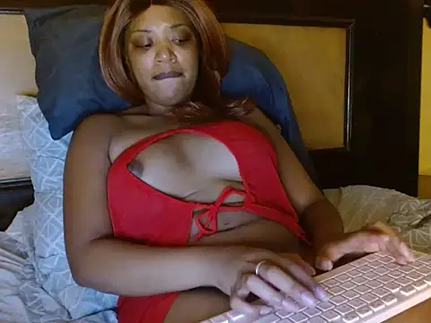 Snapshot of thekelliecapri chatting on 18, 9, 2025 thekelliecapri online show from 18, 9, 2025