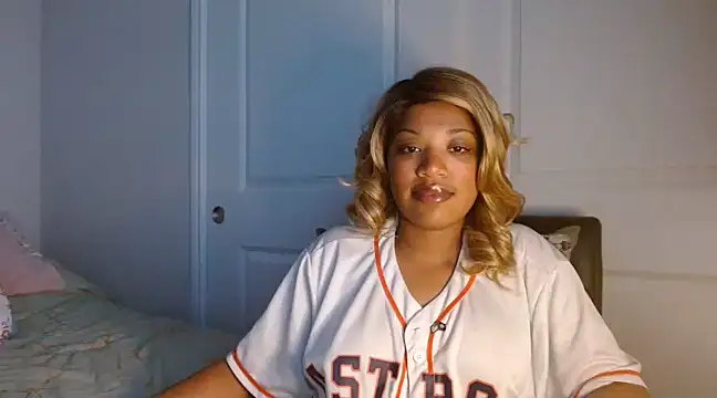 Snapshot of thekelliecapri chatting on 31, 1, 2025 thekelliecapri online show from 31, 1, 2025