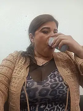 Hannahcandyy online show from 15, 7, 2026