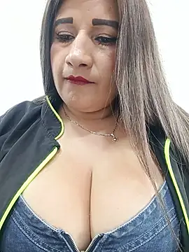 Hannahcandyy online show from 20, 6, 2026