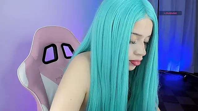 Kendall Bunnyy online show from 7, 4, 2026