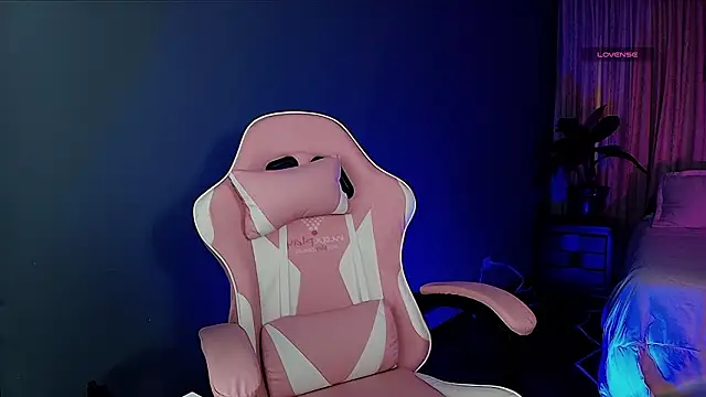 Kendall Bunnyy online show from 10, 2, 2026