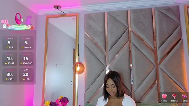 Lola King online show from 19, 11, 2025