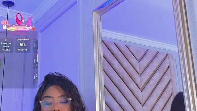 Lola King online show from 9, 9, 2025