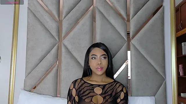 Lola King online show from 2, 10, 2025