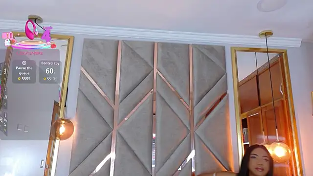 Lola King online show from 13, 11, 2025