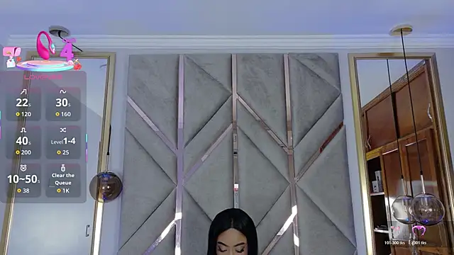 Lola King online show from 30, 10, 2025