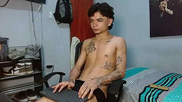 Lovebeng  online show from 14, 6, 2026