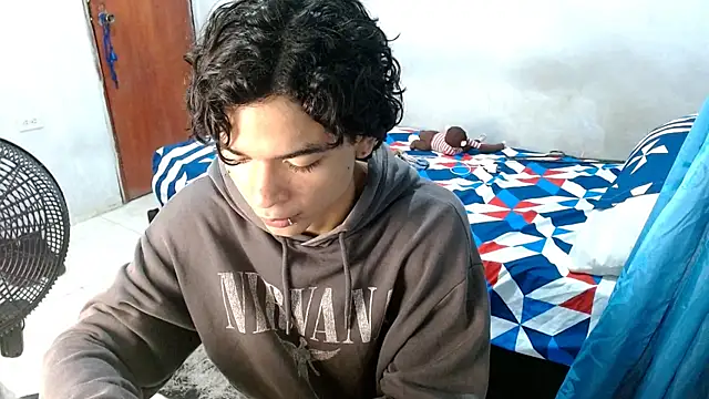 Lovebeng  online show from 2, 12, 2025