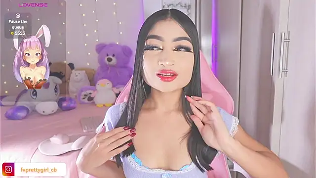 urfavprettygirl online show from 3, 11, 2025