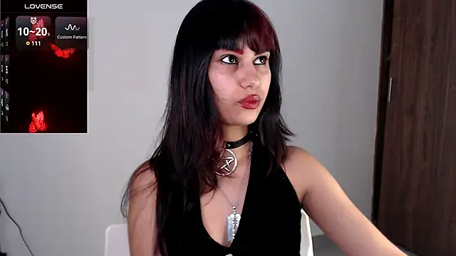 Snapshot of Little-Lucifer chatting on 17, 6, 2026 Little-Lucifer online show from 17, 6, 2026