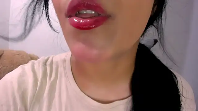 veky saliva01 online show from 27, 9, 2025