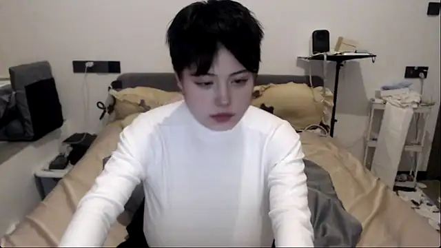 lunalunali online show from 4, 12, 2025